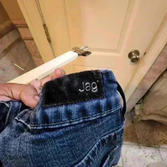 p32 Jag jean read description for size detail - Picture 8 of 8